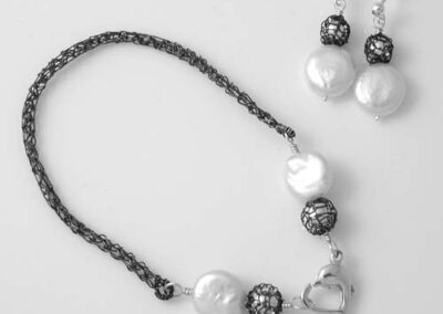 Oxidised Lyric pearl bracelet and matching drops